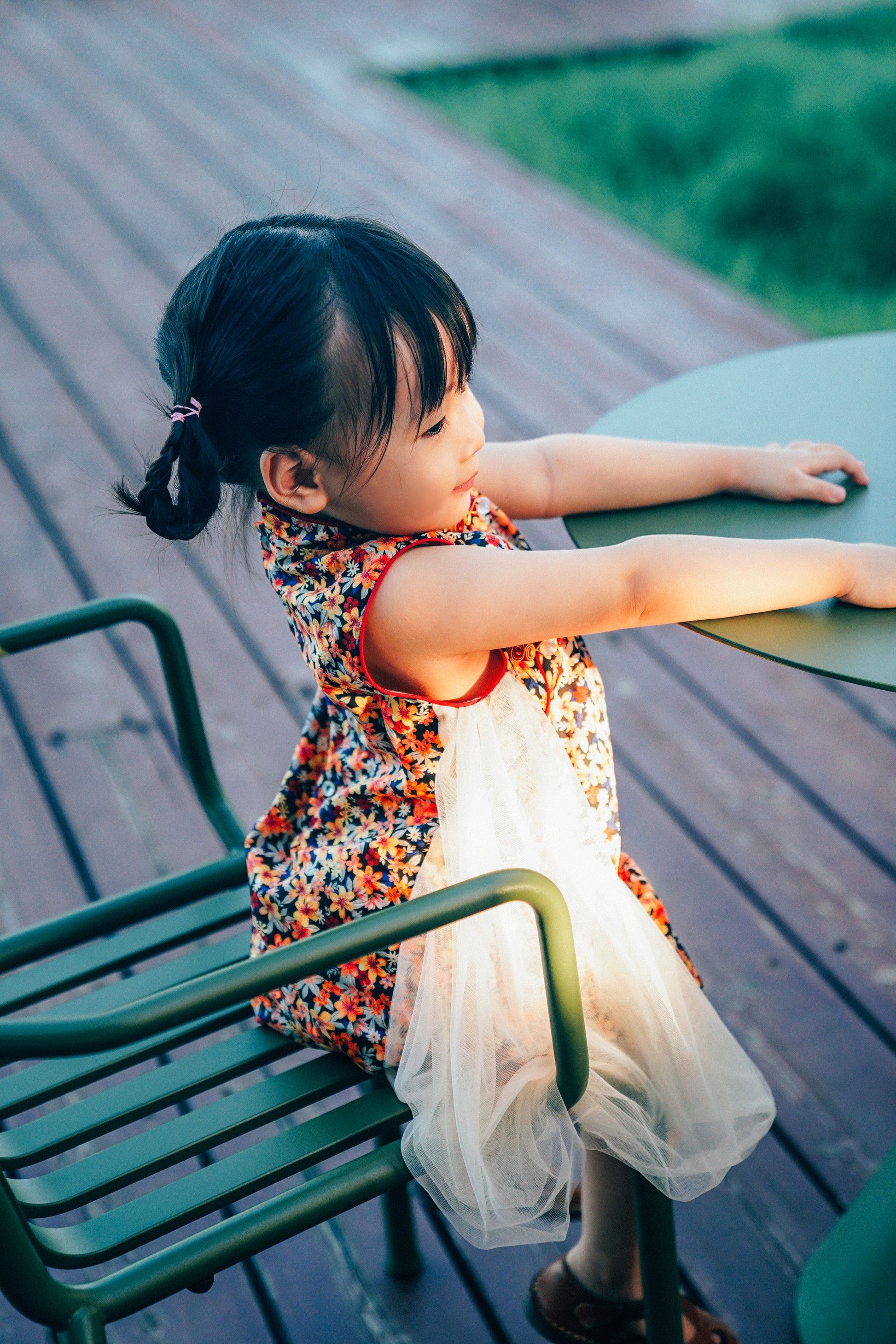 Girls' summer qipao-inspired dress with a floral cotton body