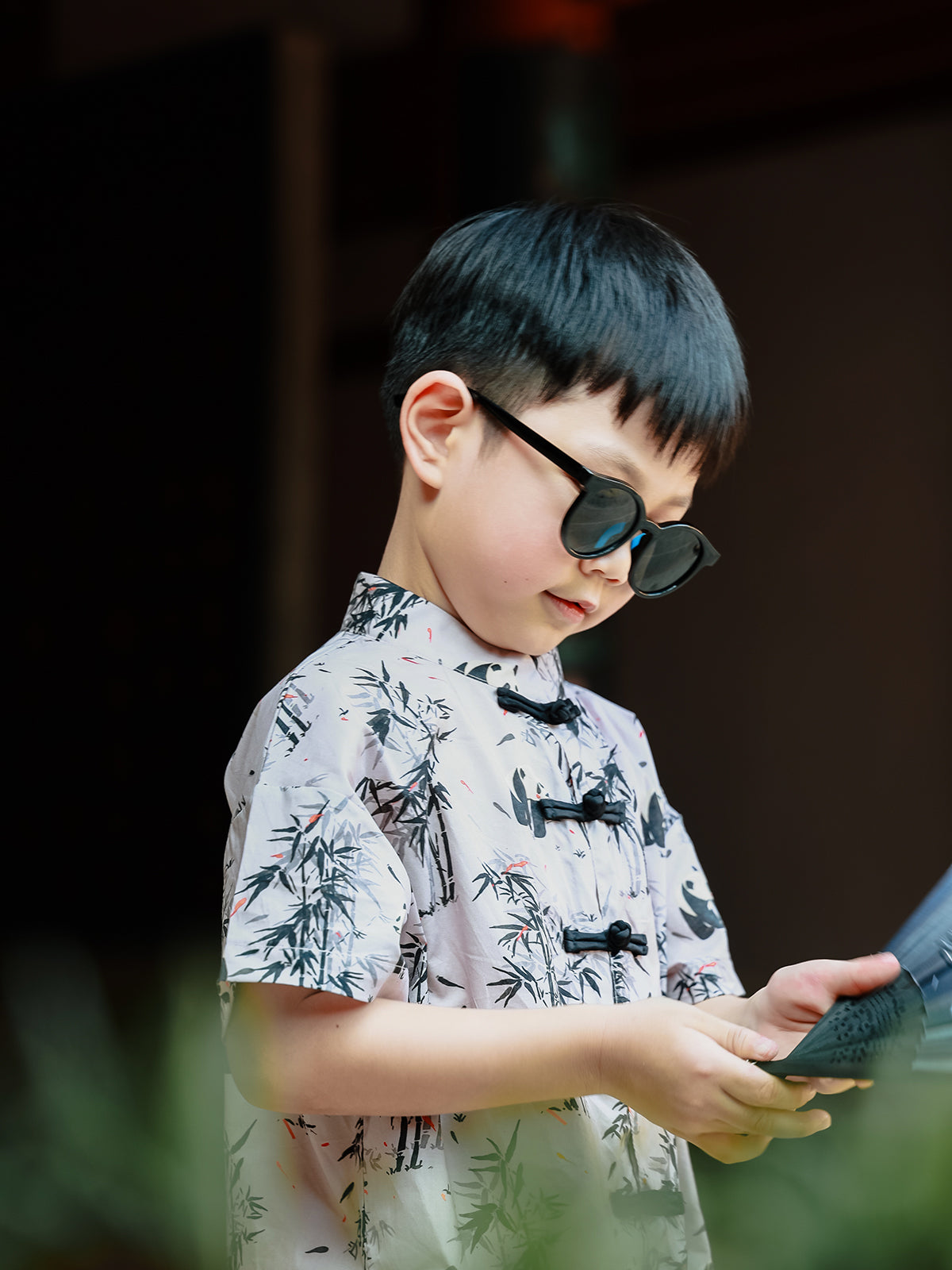 Panda Bamboo boy's Mandarin-collar set detail