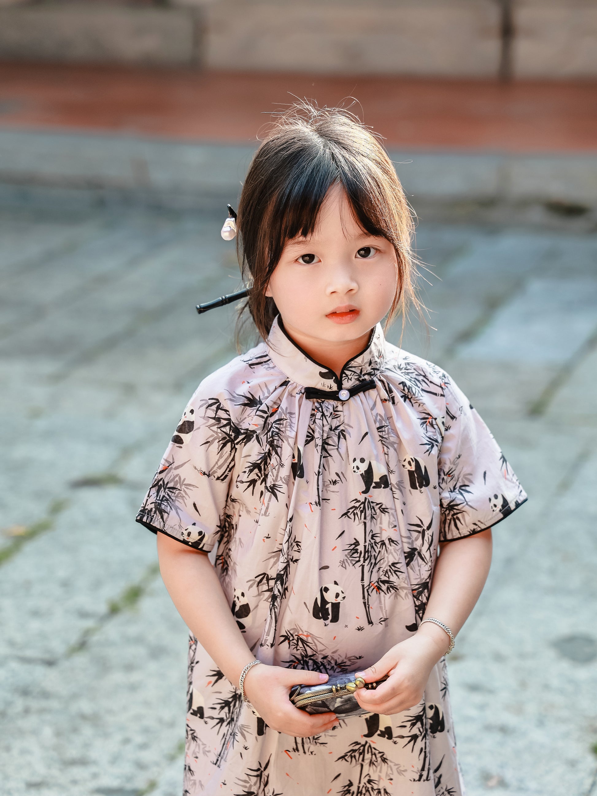 Panda Bamboo girl's qipao dress collar detail