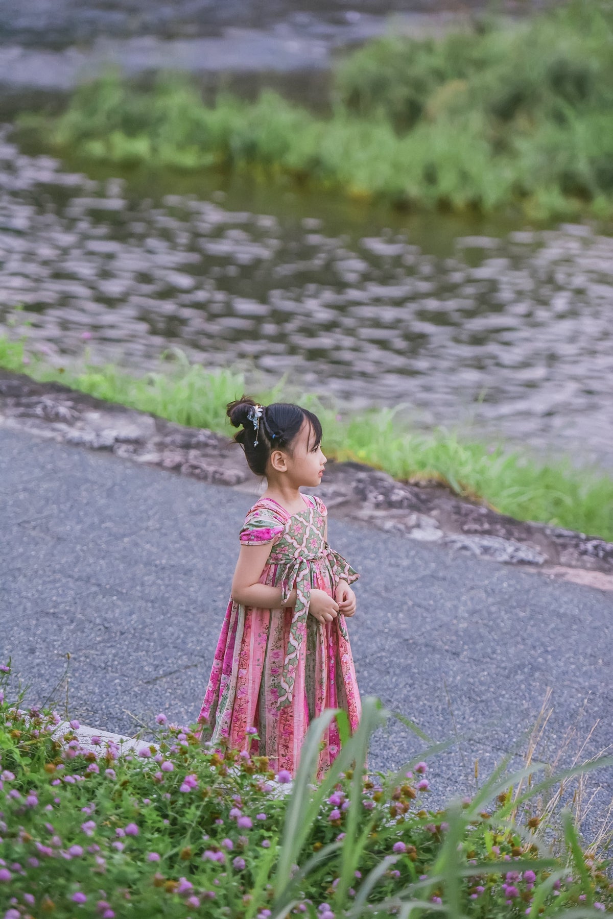 Rainbow Willow pink and green girls' Hanfu-inspired dress, side view
